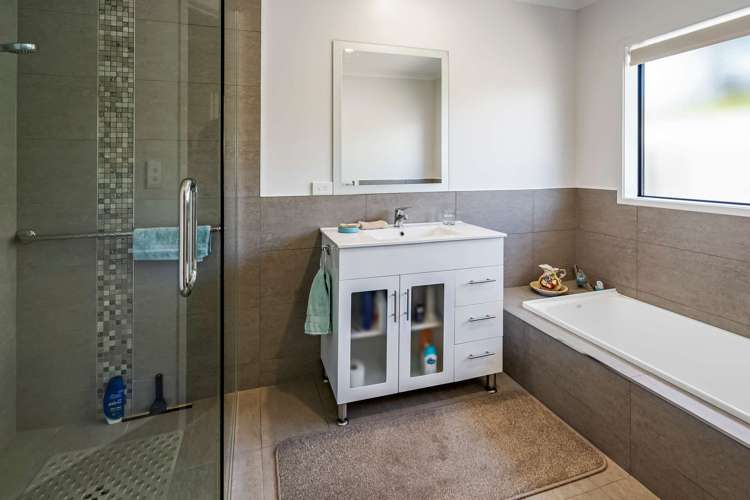 4 Stafford Rise Owhata_15