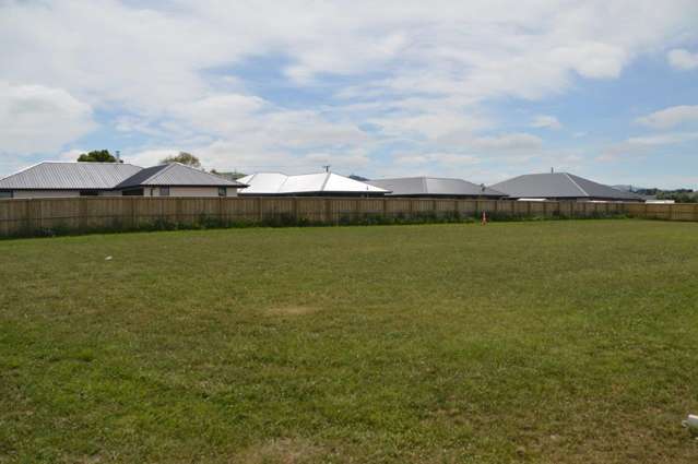 1 Merino Crescent Amberley_2