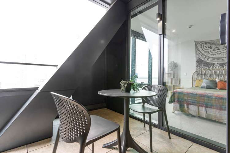 2308/10 Commerce Street Auckland Central_5