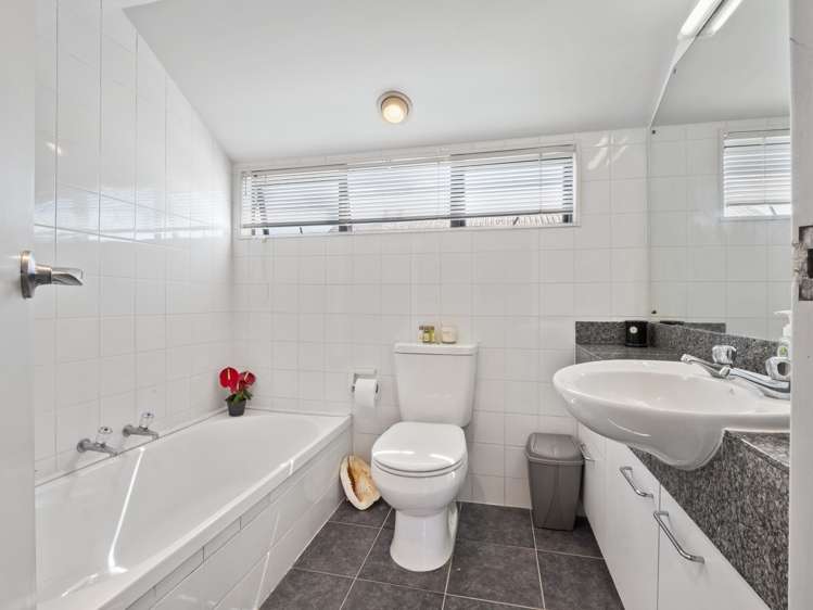 20c Rotomahana Terrace Remuera_16