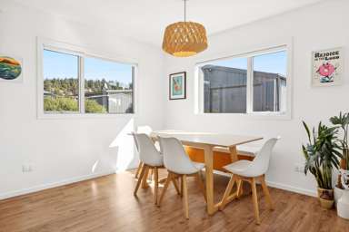 27 Cooper Crescent_4