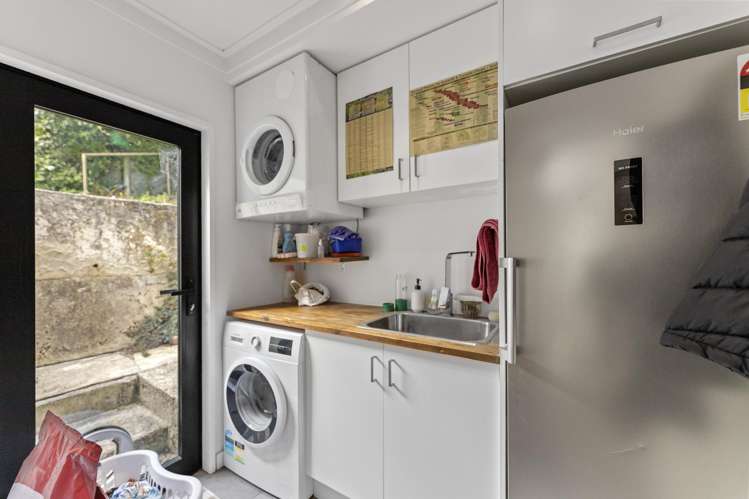 37 Porterfield Street Macandrew Bay_15