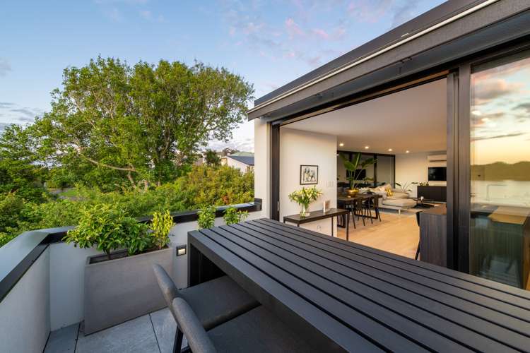 314c Hurstmere Road Takapuna_9