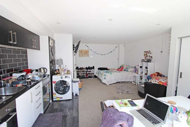 1/17 Ethel Benjamin Place North Dunedin_5