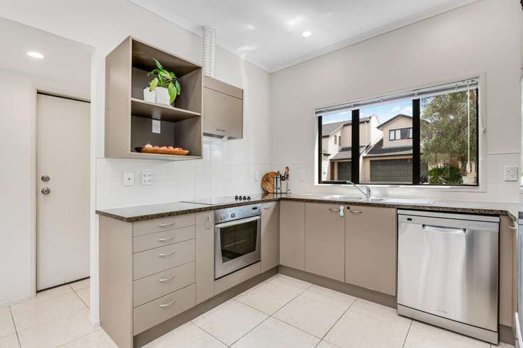 5 Skip Lane East Tamaki_3