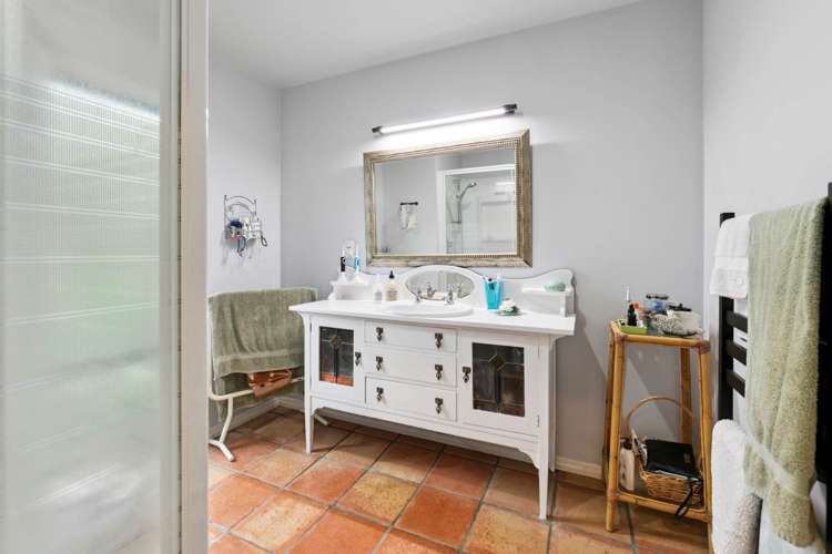 306 Linwood Road Karaka_14