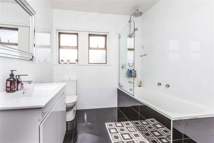 97 Grant Road Thorndon_13