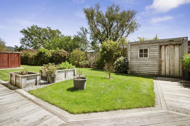39 Nelson Crescent Wainuiomata_22