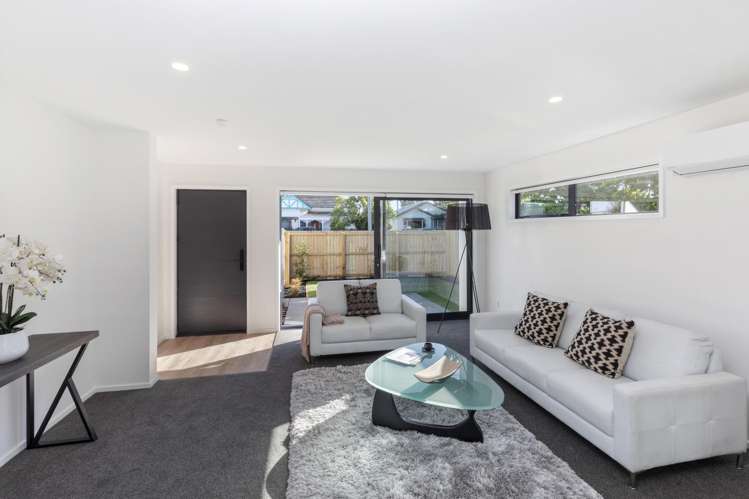 1-2/464 Gloucester Street_3