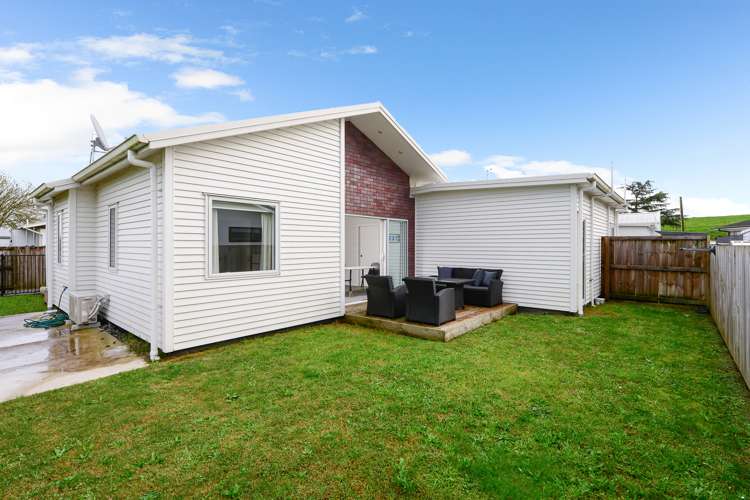 4/209 Tuhikaramea Road Dinsdale_7
