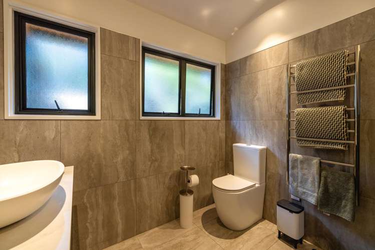 40 Ridge Road Oneroa_13