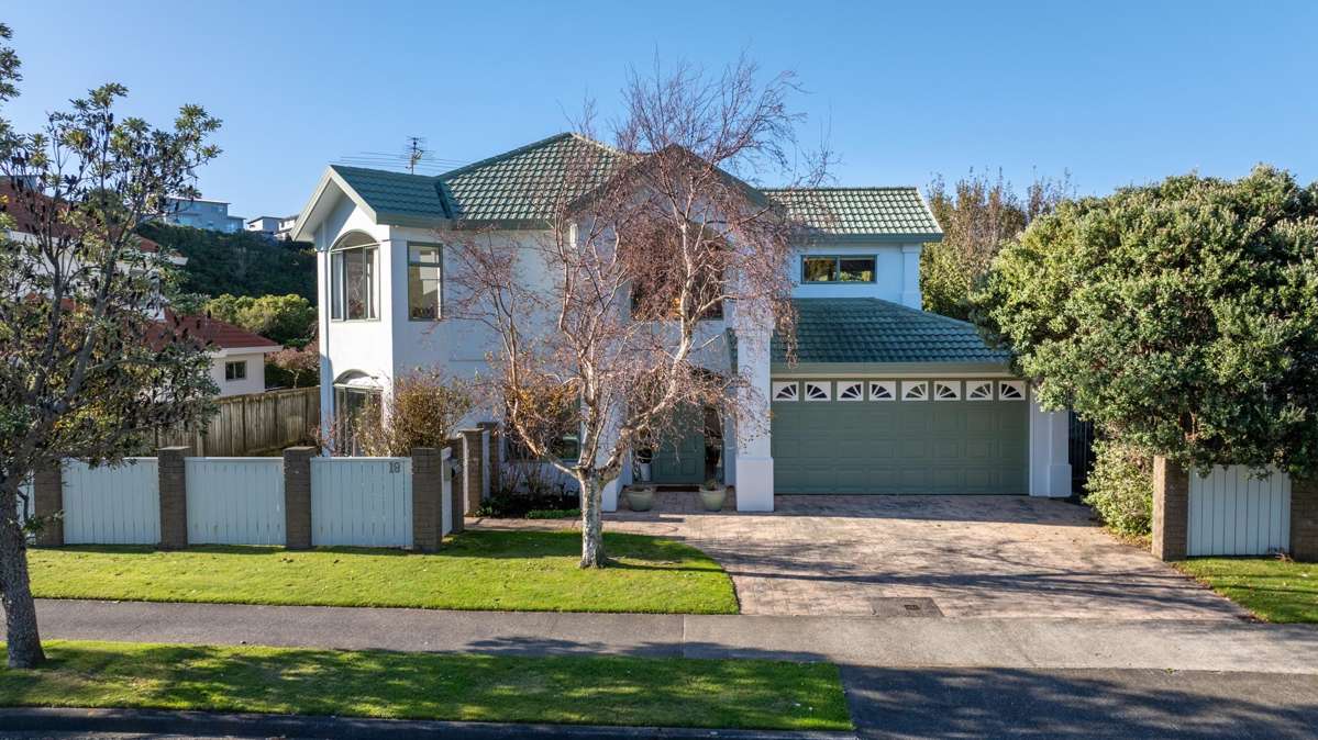18 Amesbury Drive_0