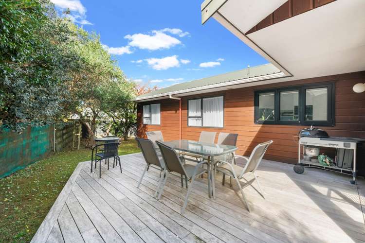 18 Thorburn Avenue Red Beach_4