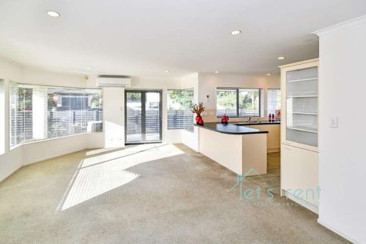 2 Pat O'Connor Place 10699_7