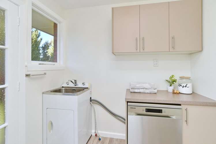 68 Wingate Street Redwood_13