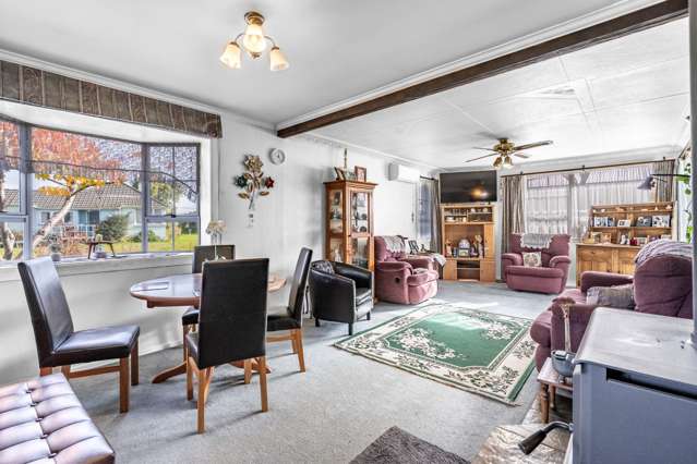 73 Conway Crescent Glengarry_4