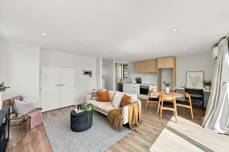 1/42 Dickens Street Addington_2