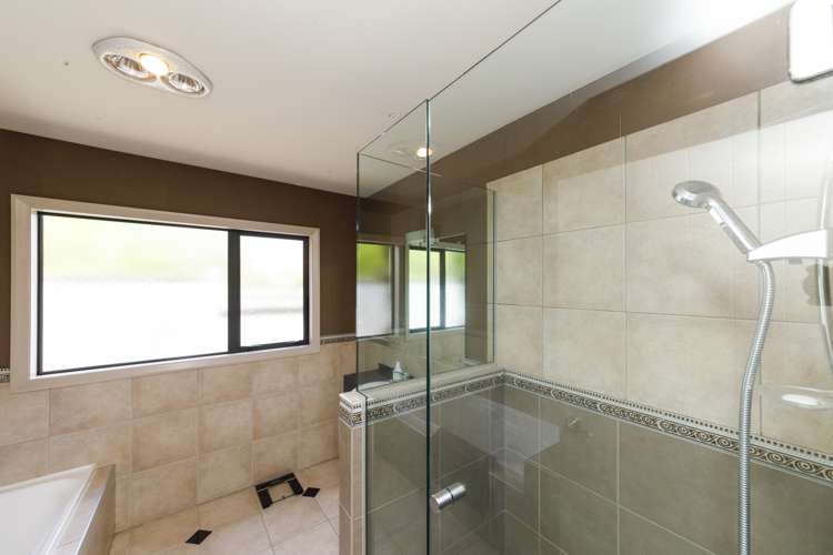 74 Summerhill Drive Fitzherbert_15