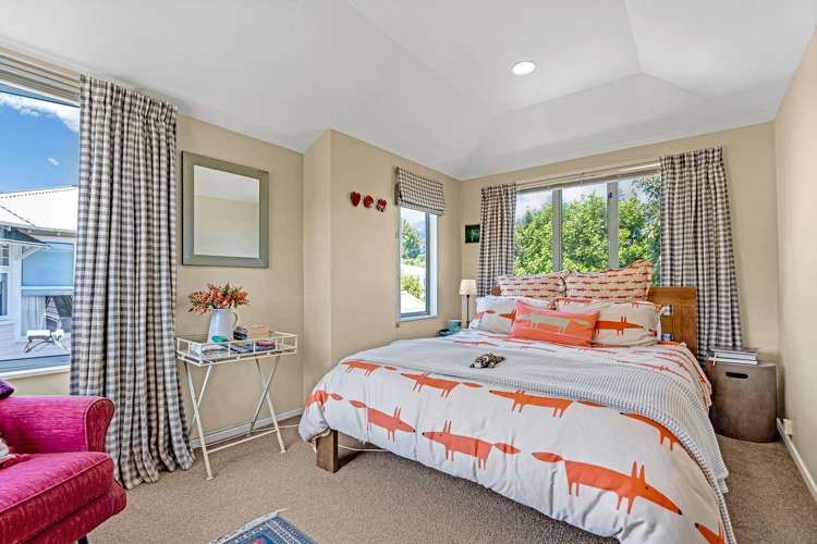 23 Ascot Avenue Narrow Neck_6