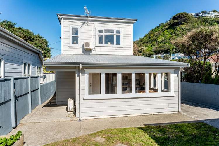 38 Rua Street Lyall Bay_26