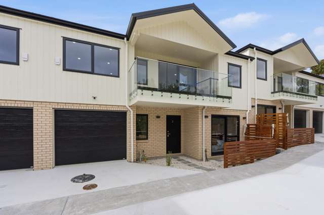 Brand New Modern Easy Living