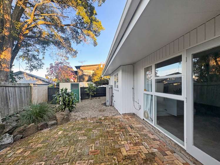 3/89B Te Kawa Road Greenlane_10