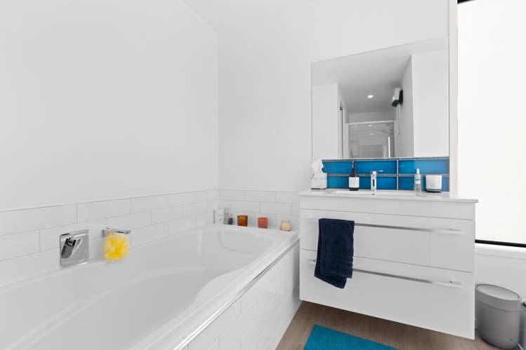 31 Marine Corps Drive Solway_15