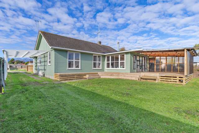 Your Ideal family home awaits!