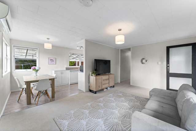 7 Rainbow Place Wattle Downs_4