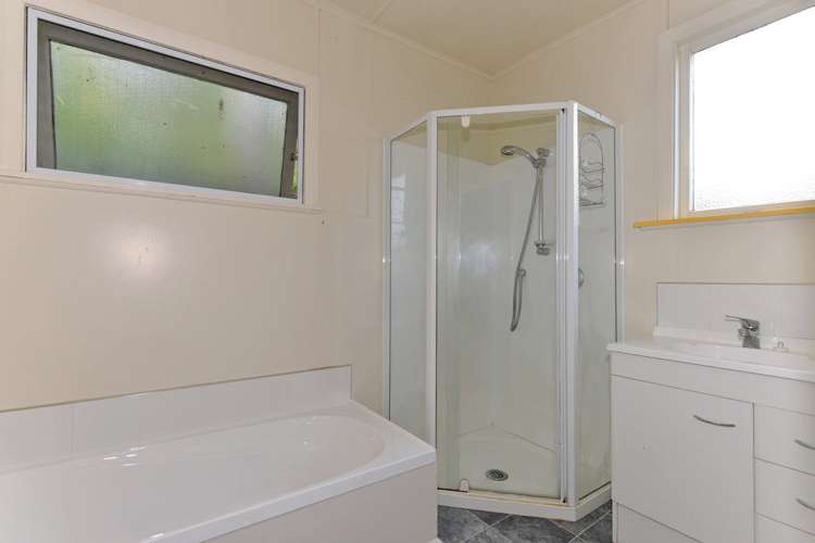 201 Moana Avenue Britannia Heights_10