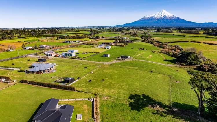 62 Monmouth Road Pembroke_8