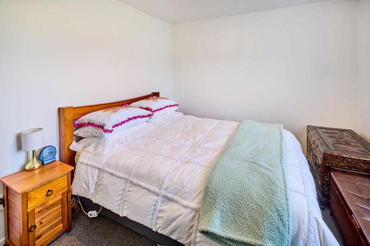 2 Wellington Road Wainuiomata_8