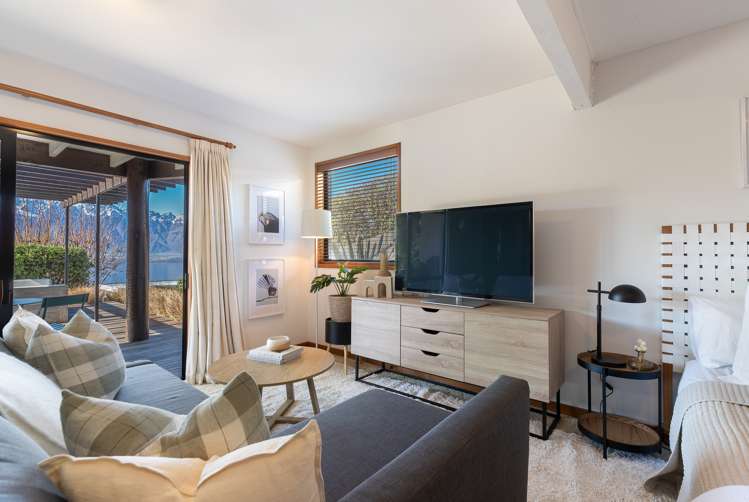 29 Greenstone Place Fernhill/Sunshine Bay_13