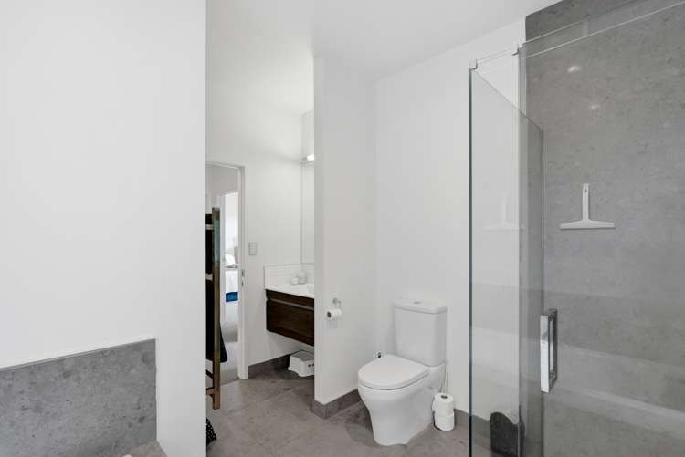 18b Dorset Avenue Westown_28