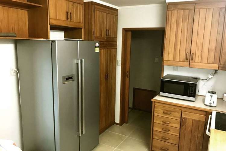 13 Target Road Totara Vale_2