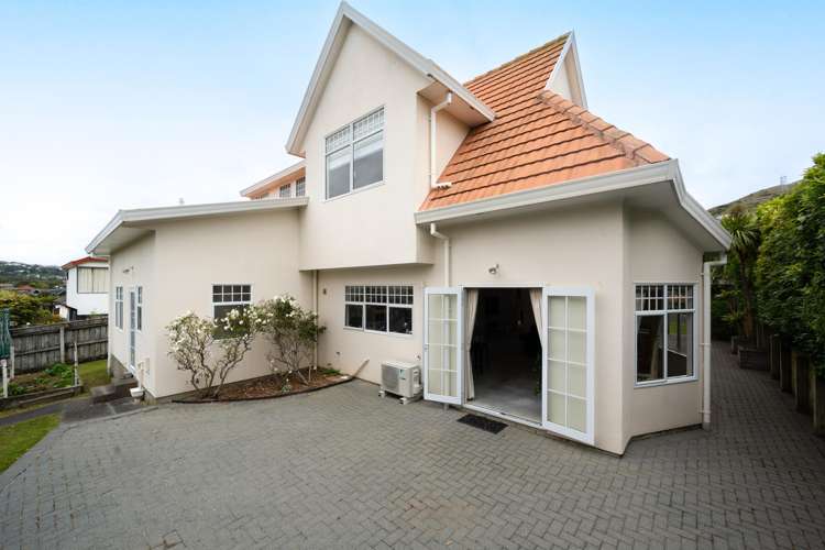 4 Amesbury Drive Churton Park_23