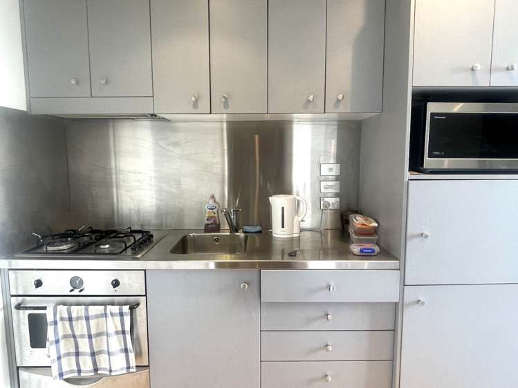 608/88 The Strand Parnell_5