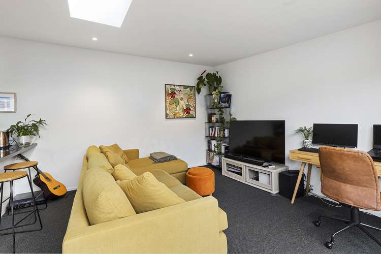 4/104 Onepu Road Lyall Bay_9