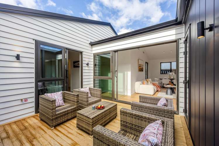 84 Huanui Drive Orewa_13