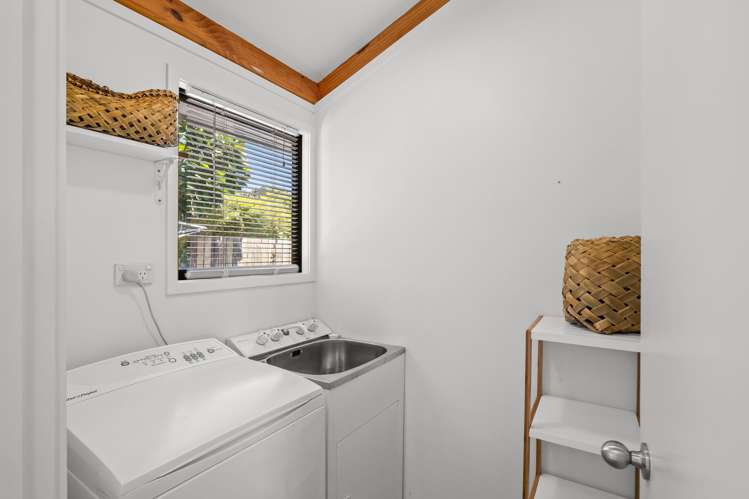 2 Heather Street Mangawhai Heads_13