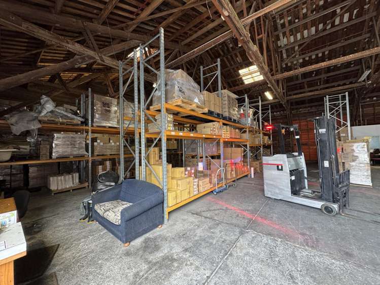 3/115 Gracefield Road Gracefield_1