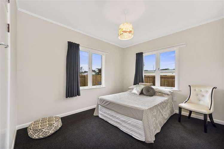 1/17 Galloway Street Hamilton East_11