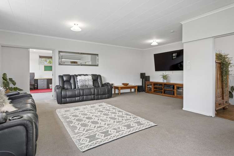439 Johns Road Fernside_8