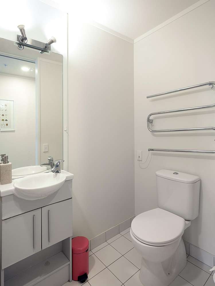 2W/16 Burton Street Grafton_12