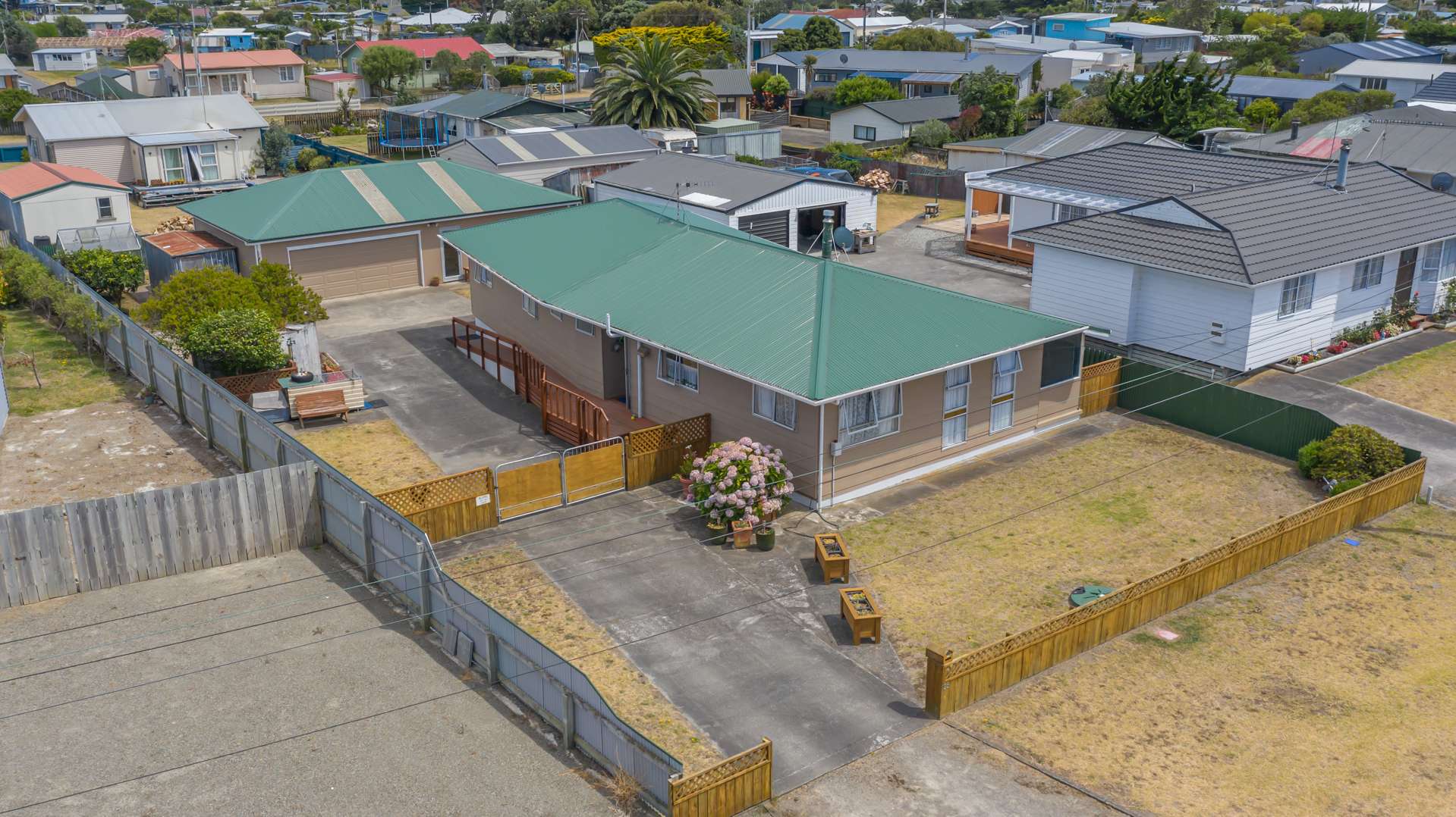 28 Barling Street Himatangi Beach_0