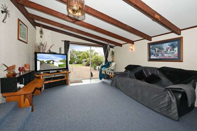 66 California Drive Totara Park_4