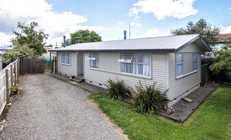 65 River Road Masterton_9