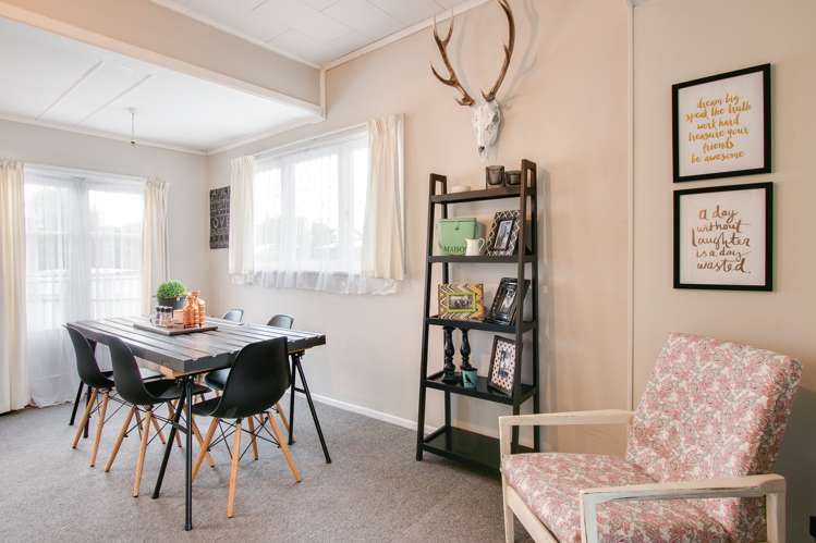 703 Oak Road Akina_5