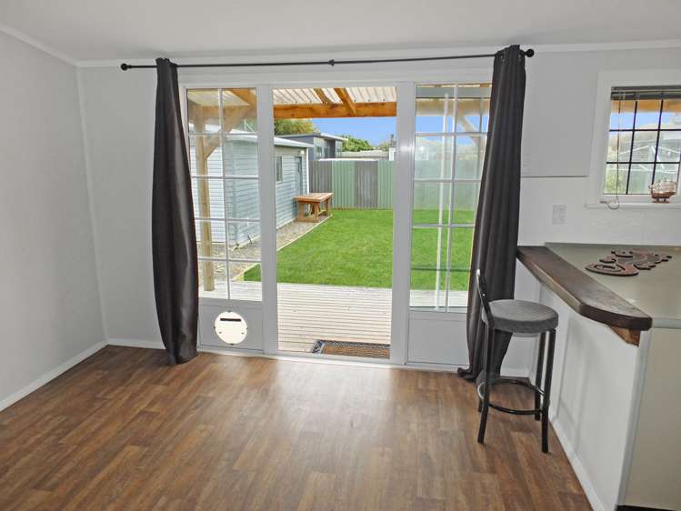 37 Cook Street Foxton_5