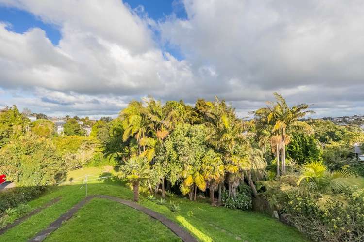 2/18 Fowler Street Northcote_11